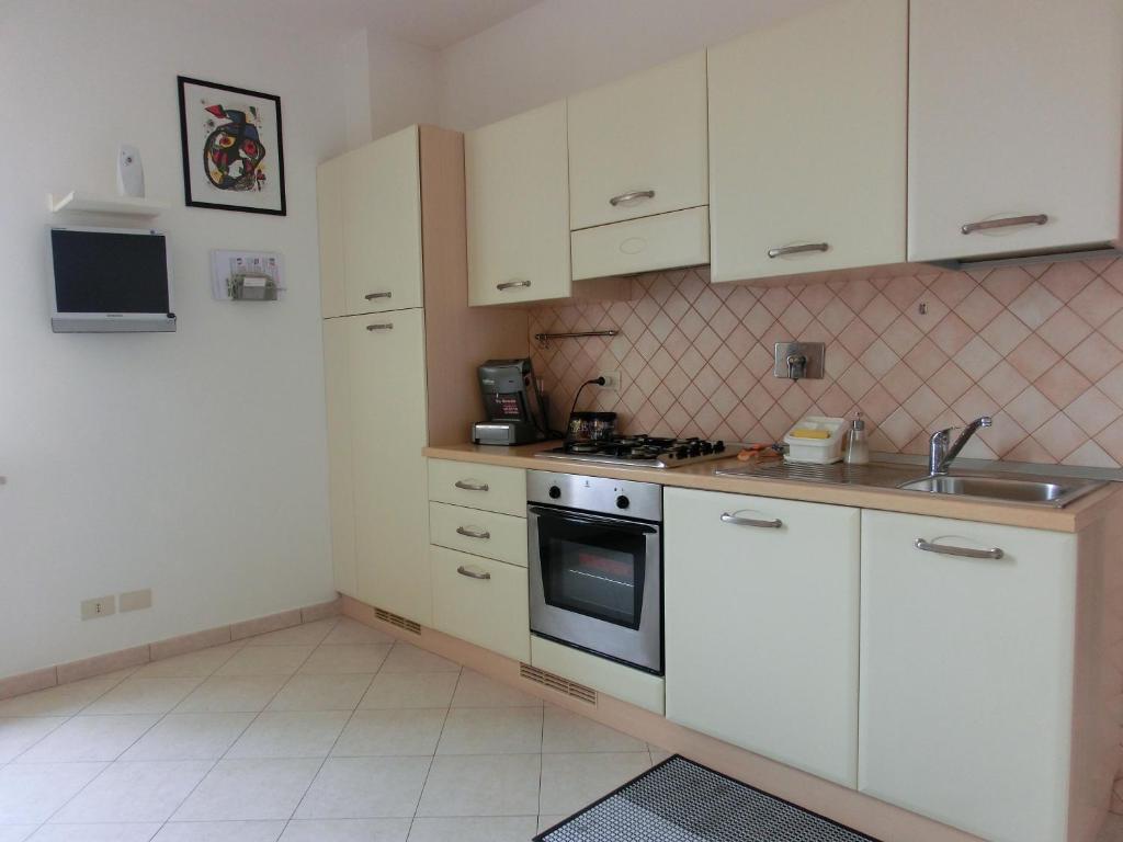 Piccolo Sas Di Picchi Amelia & Co Apartment Rom